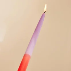 Bougie PILI coloris violet, orange - 4MURS