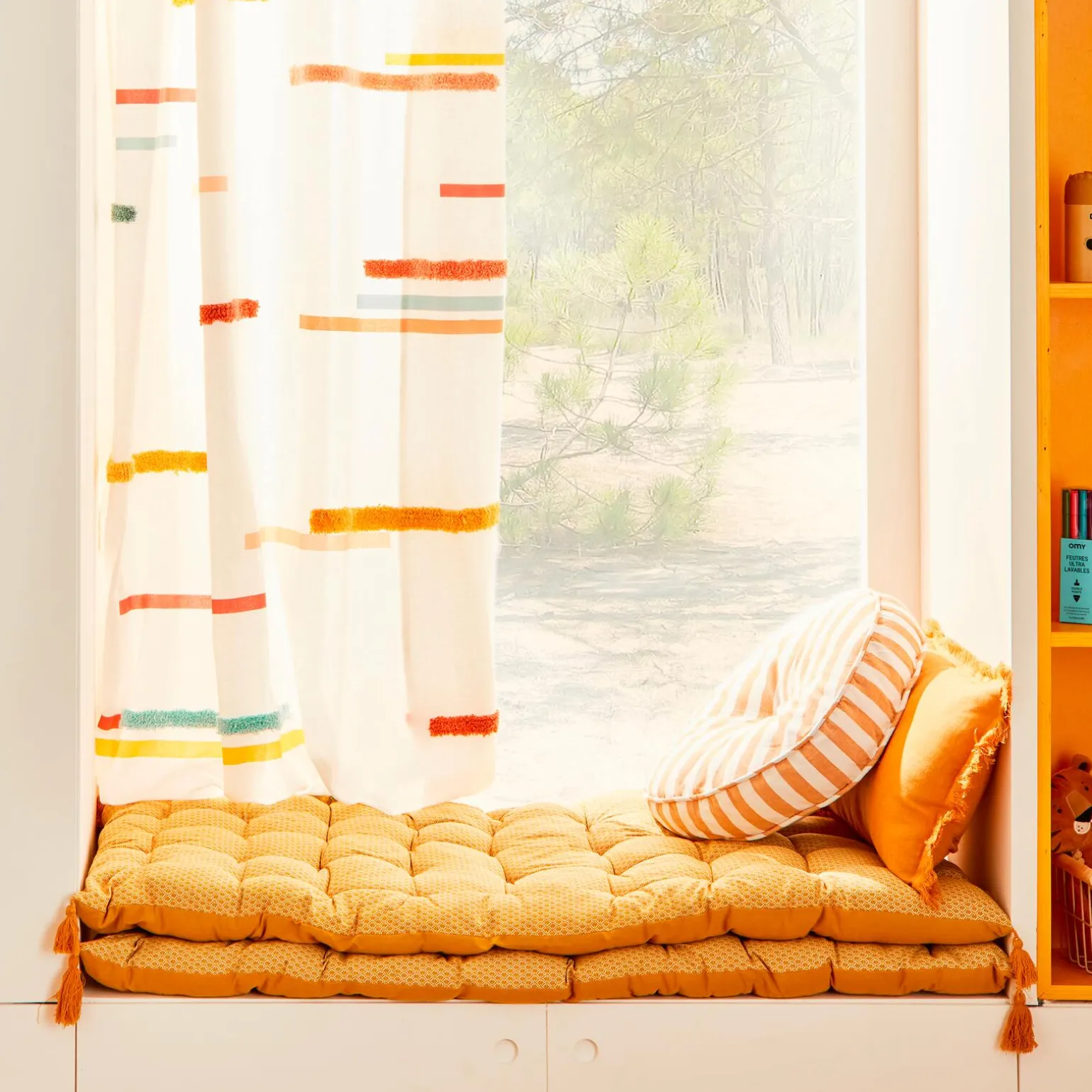 Coussin de sol OTTO coloris ocre 60 x 120 cm - 4MURS
