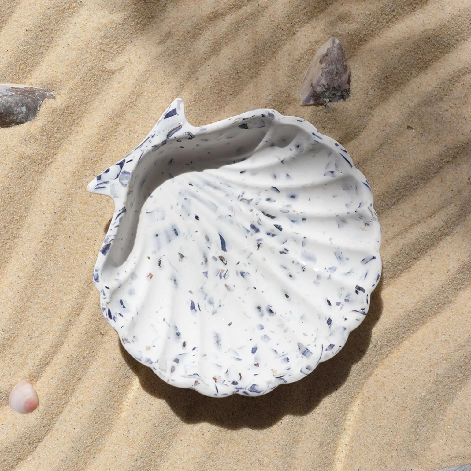 La Petite Epicerie Kit création MA COUPELLE COQUILLAGE EN JESMONITE