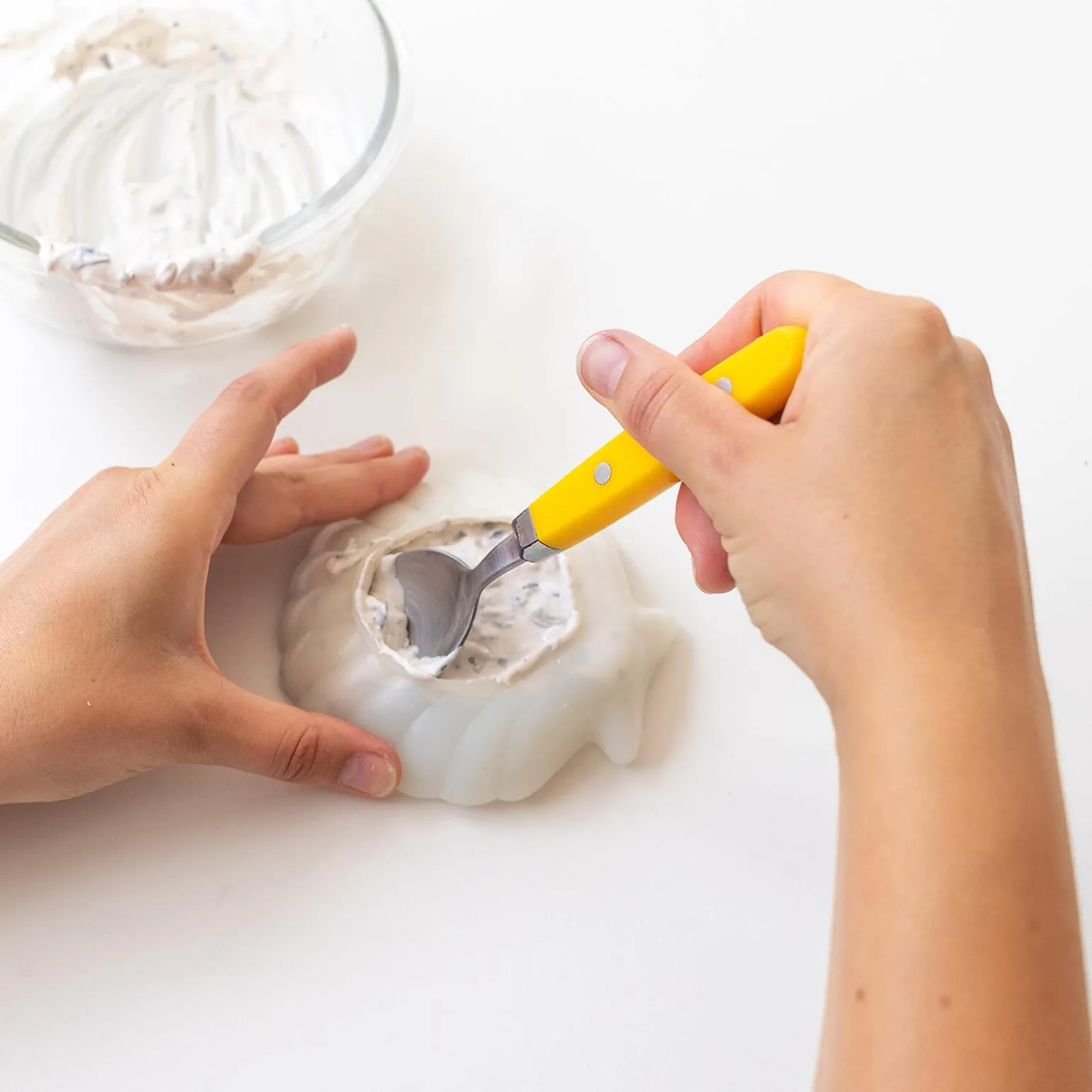 La Petite Epicerie Kit création MA COUPELLE COQUILLAGE EN JESMONITE
