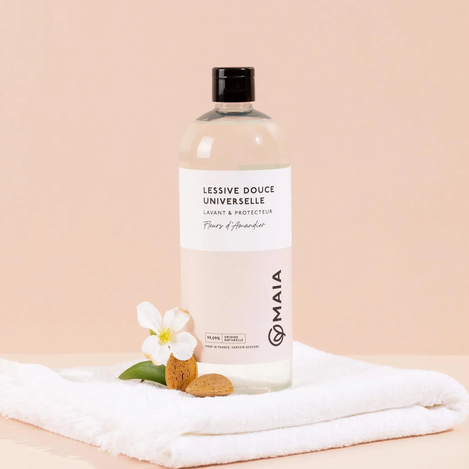 MAIA Lessive DOUCE UNIVERSELLE FLEUR D'AMANDIER rose clair - 4MURS
