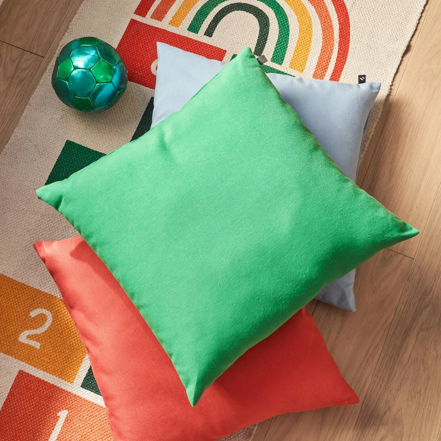 4MURS Coussin FIUME coloris vert gazon 44 x 44 cm - 4MURS