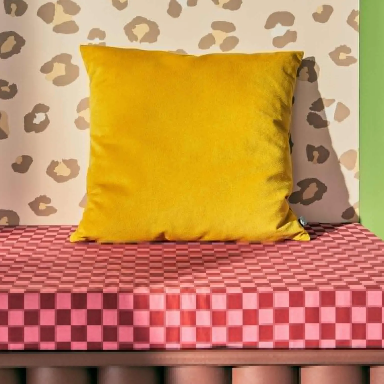 4MURS Coussin PONE coloris jaune smile 40 x 40 cm - 4MURS