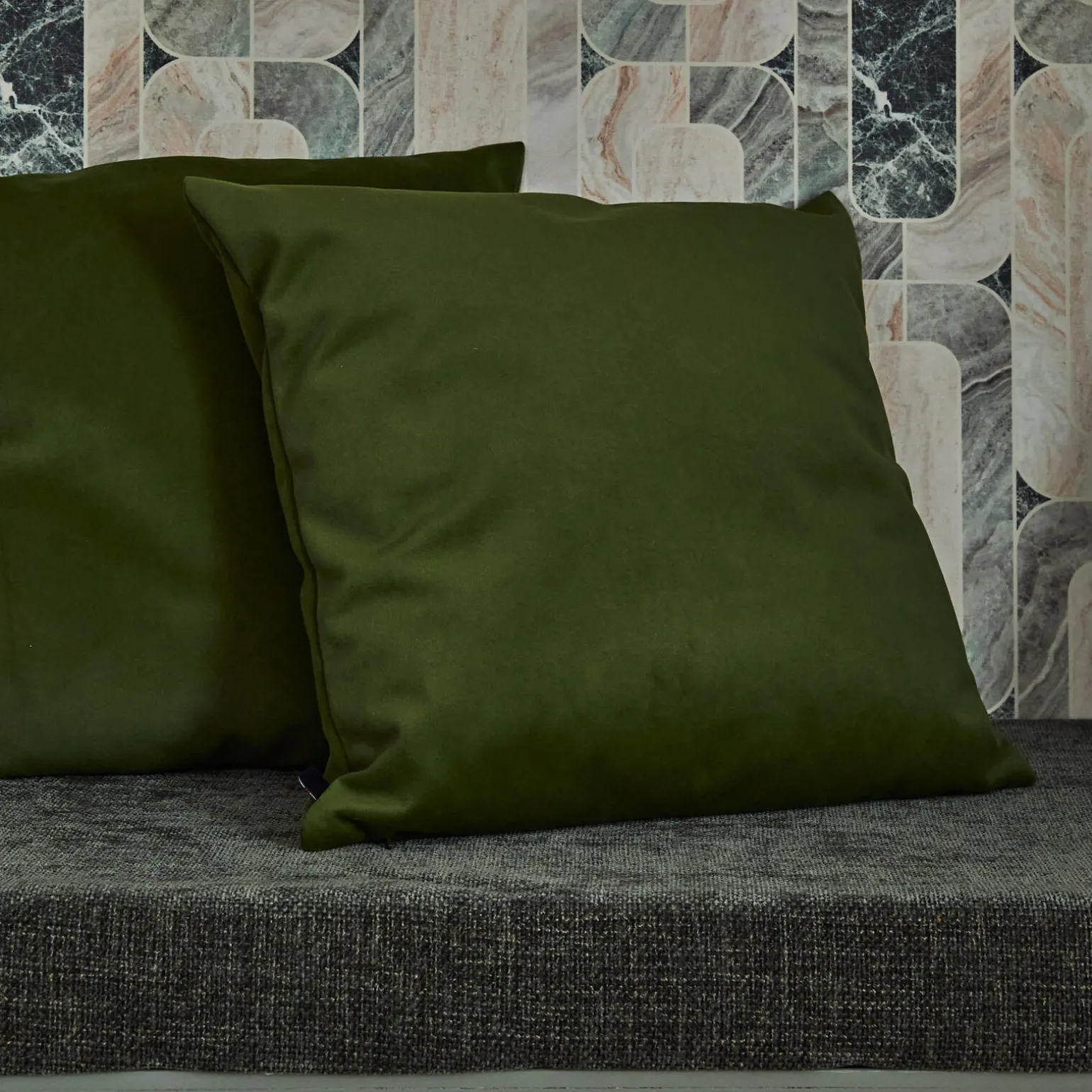 4MURS Coussin TASOS coloris vert olive 45 x 45 cm - 4MURS