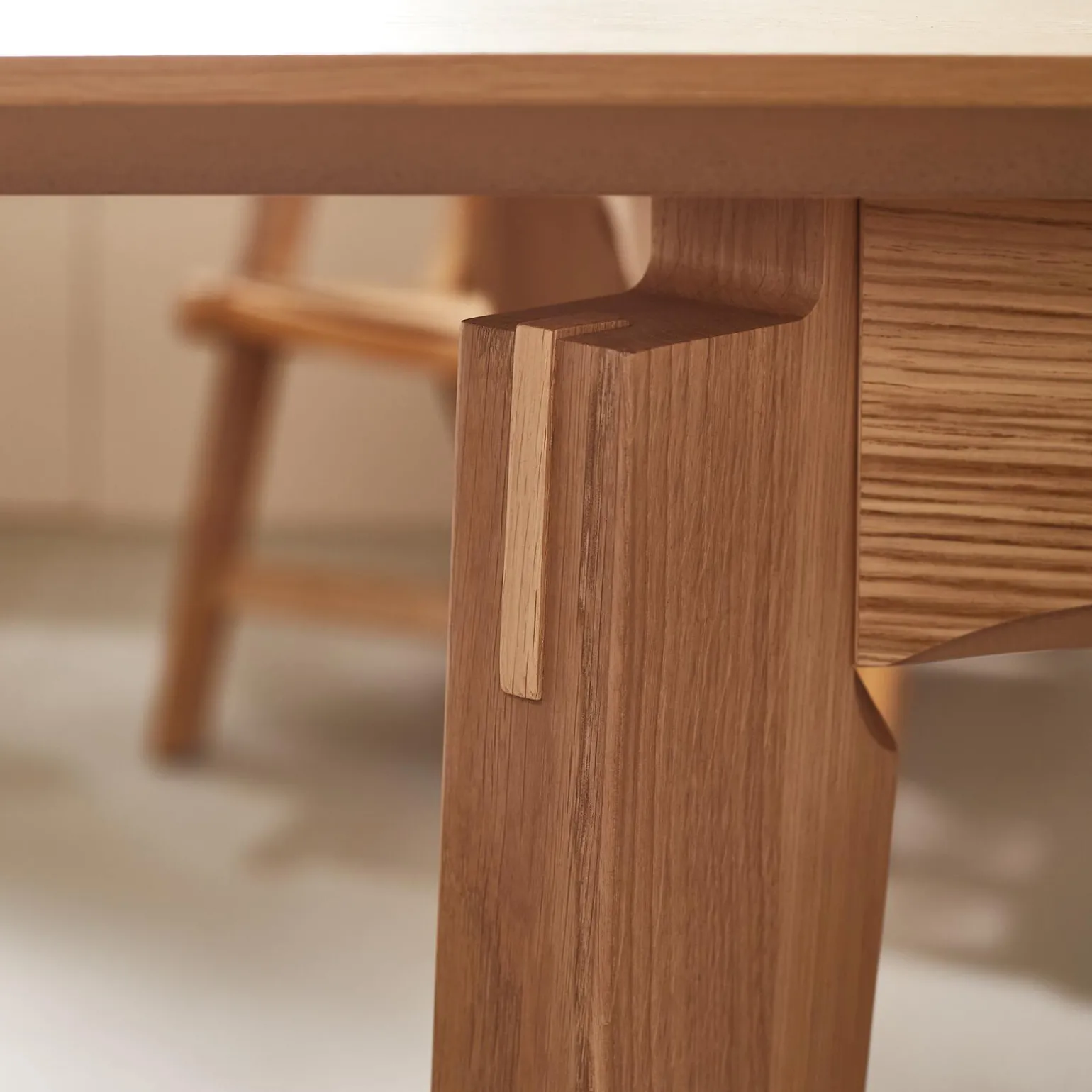 4MURS Table de salle à manger FIGARI chêne clair 150 x 85 cm - 4MURS