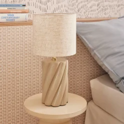 Ostaria Lampe à poser TWIST coloris beige 44 x 21 cm - 4MURS