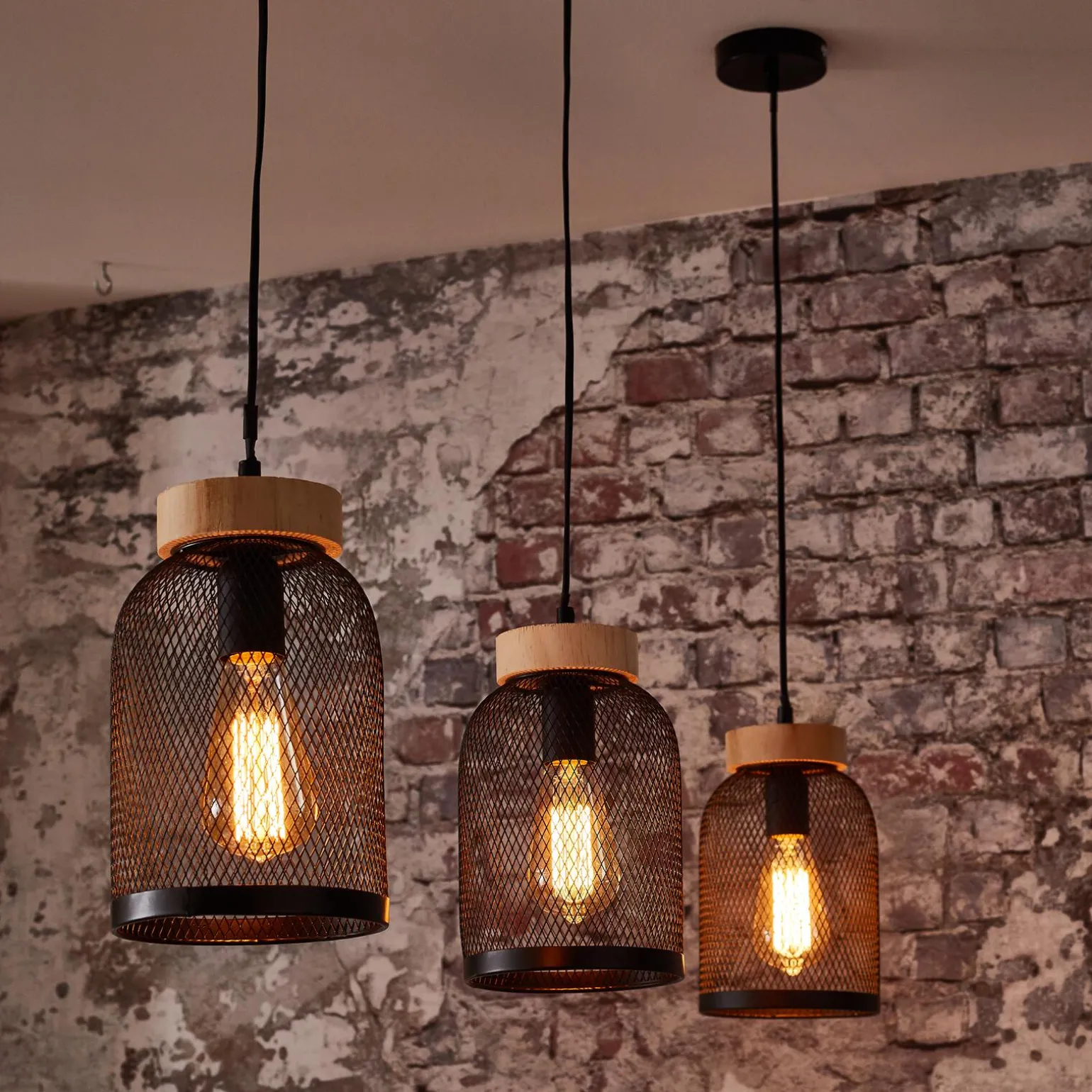 Ostaria Suspension SLIV coloris noir 26 x 15 cm - 4MURS
