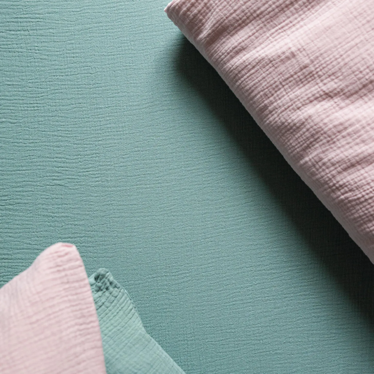 Parure de lit en gaze de coton ANOKIAS amande 240 x 220 cm - 4MURS