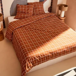 Parure de lit en toile de coton CRAFTED CHECK camel 240 x 220 cm
