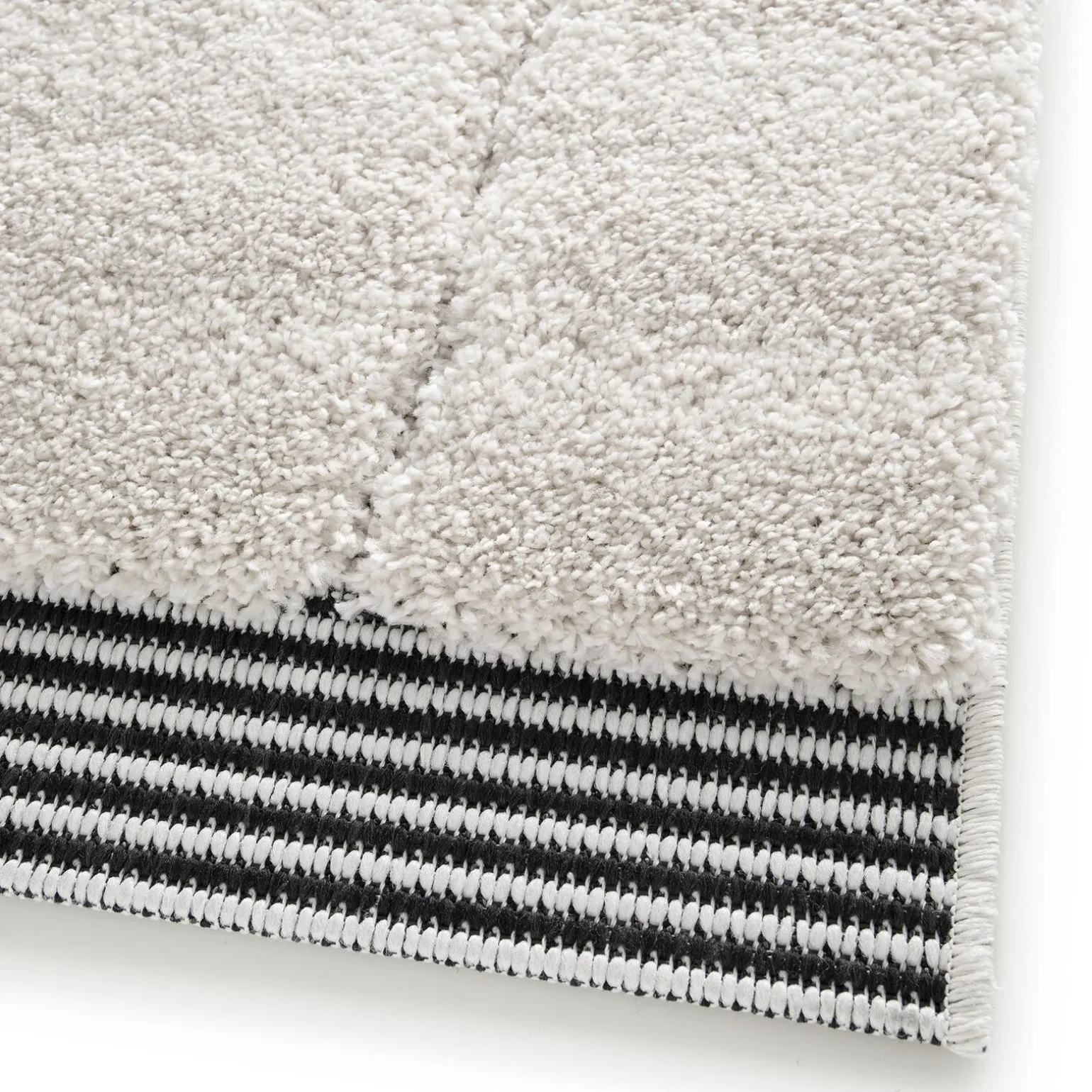 Tapis ARA coloris blanc cassé/noir 200 x 290 cm - 4MURS