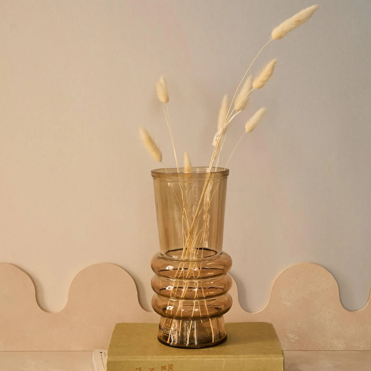 Vase ELLES coloris beige - 4MURS